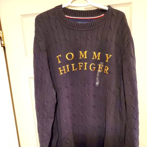 (SOLD) Tommy Hilfiger Men's Cable-Knit Cotton Sweater - Picture 1 of 3